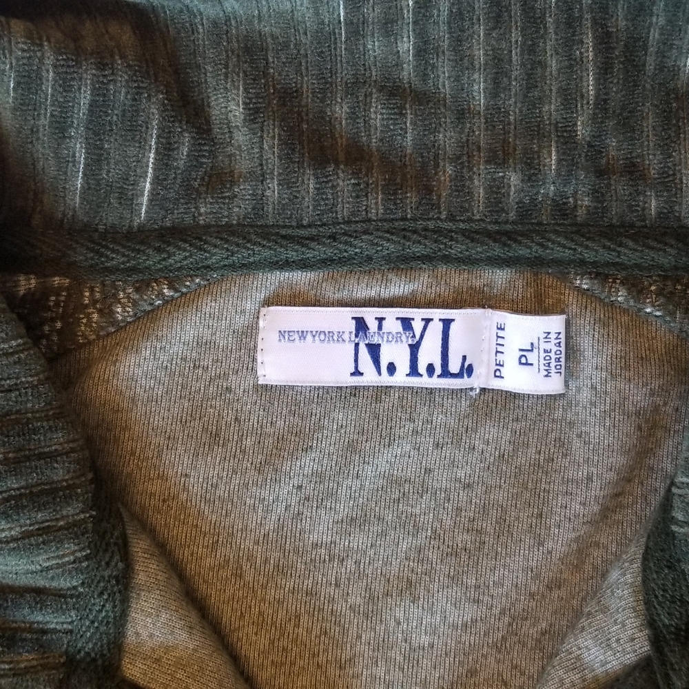 Green velour zip up jacket - Picture 2 of 3